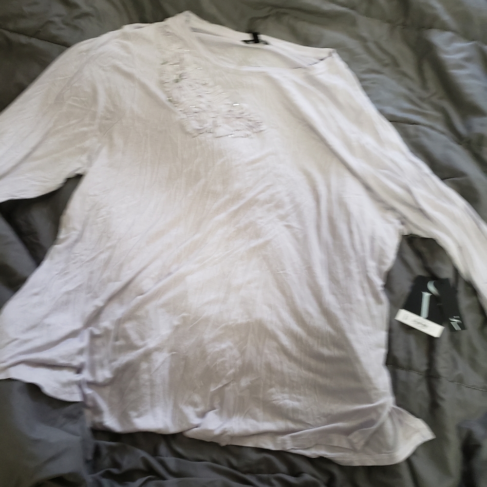 Simply Vera Wang Long Sleeve shirt